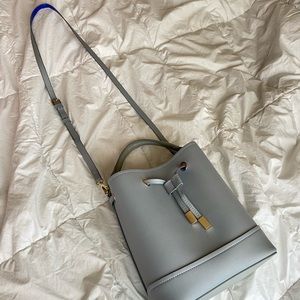 Forever 21 two tone crossbody bucket purse